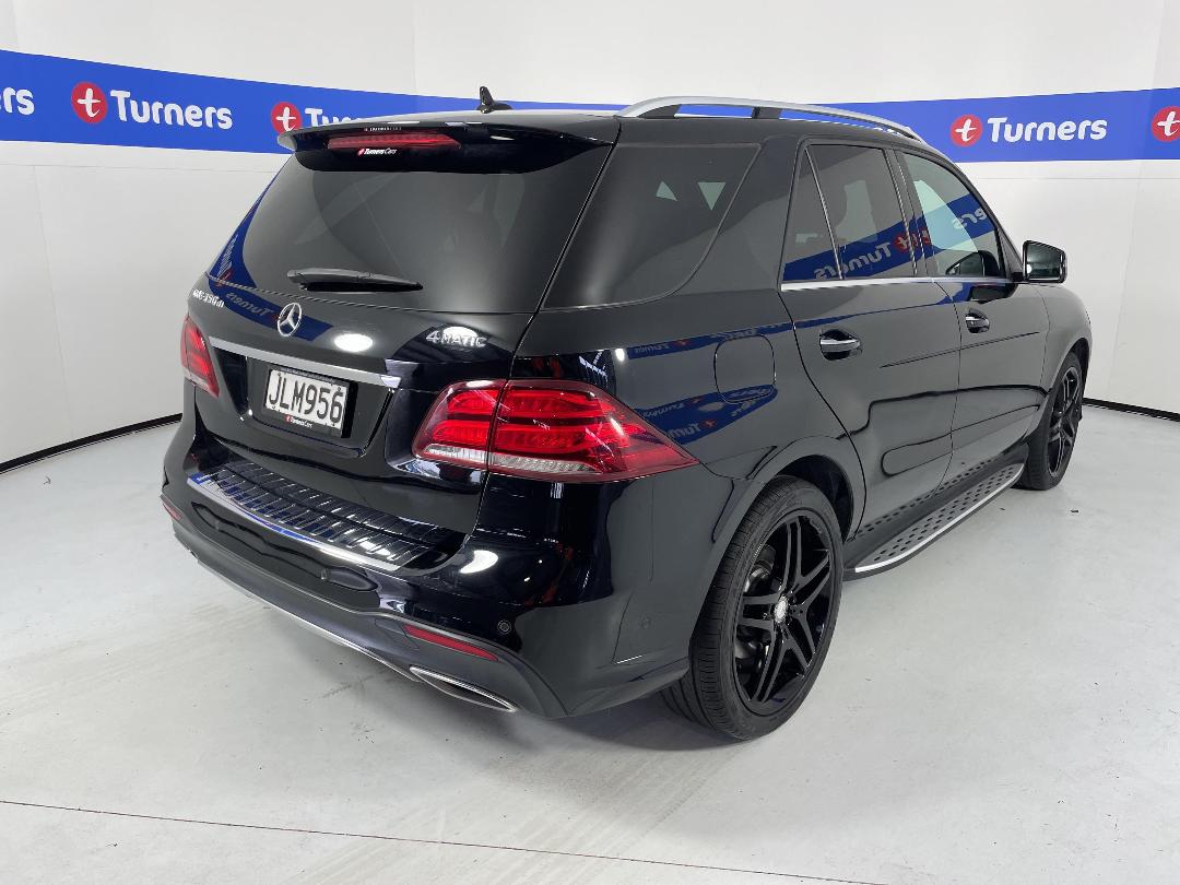 Photo '7' of Mercedes-Benz GLE Photo '7' of Mercedes-Benz GLE