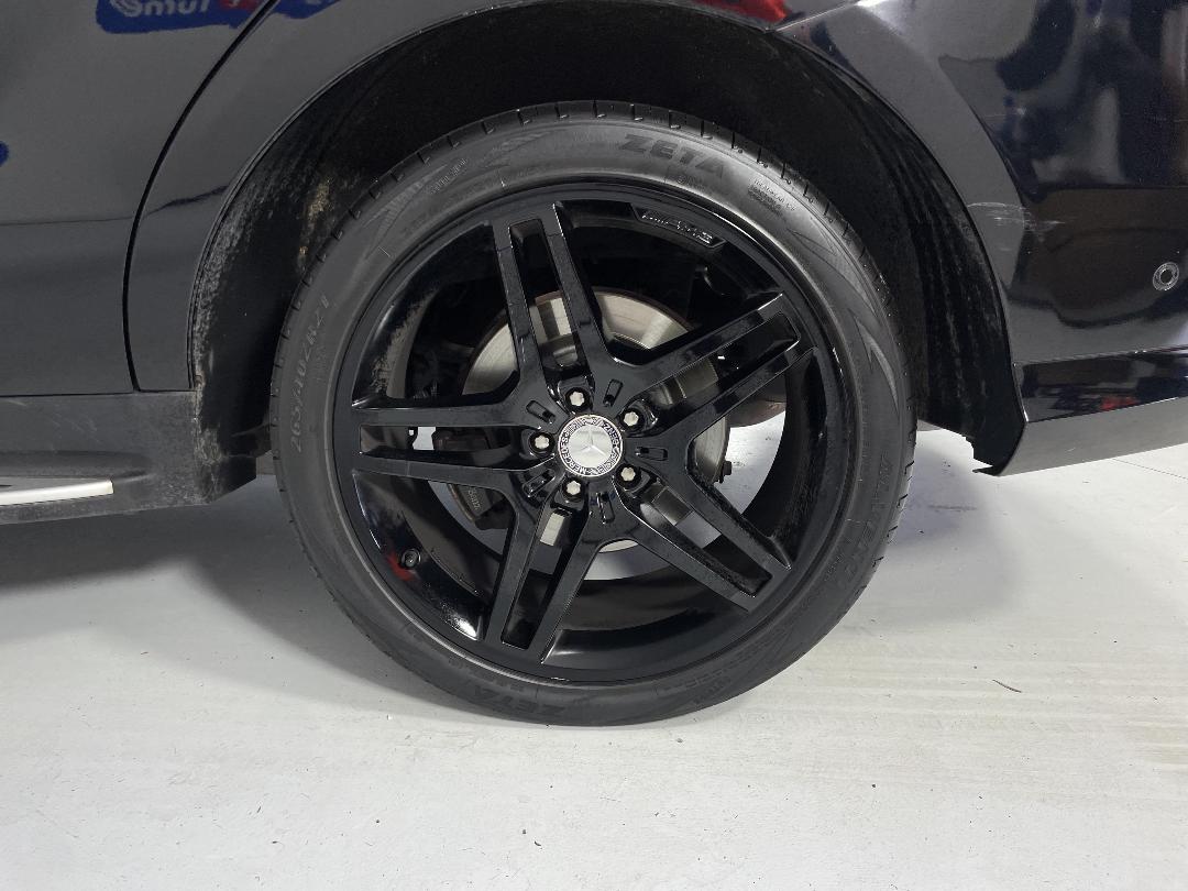 Photo '11' of Mercedes-Benz GLE Photo '11' of Mercedes-Benz GLE