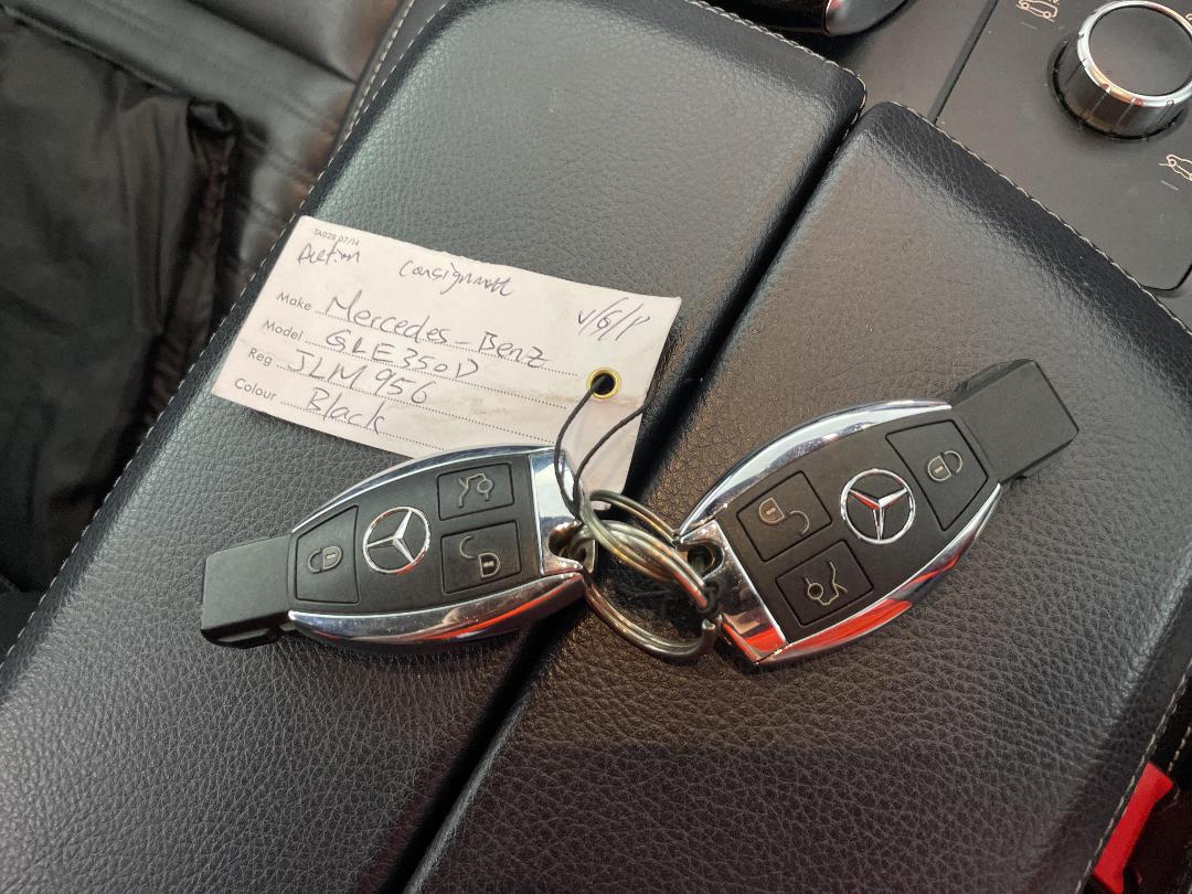 Photo '22' of Mercedes-Benz GLE Photo '22' of Mercedes-Benz GLE