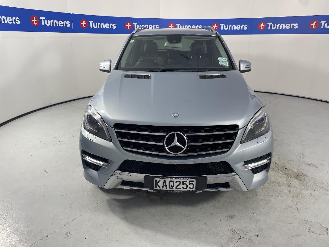 Photo '2' of Mercedes-Benz Ml350