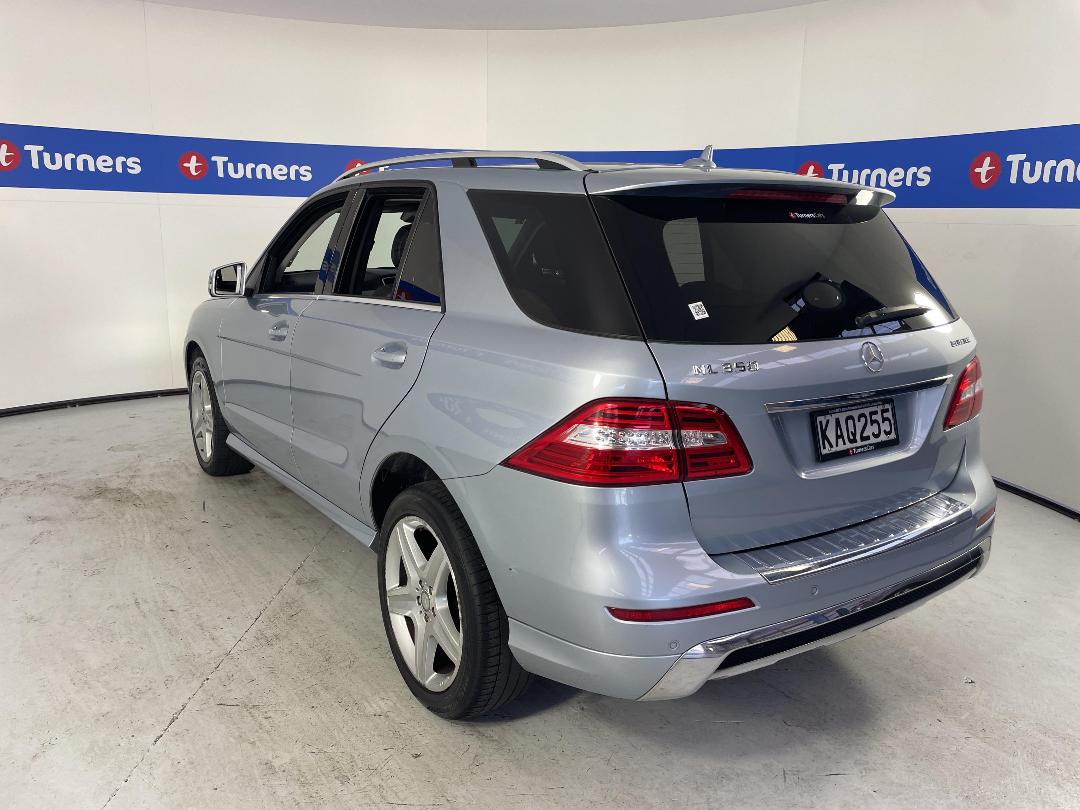 Photo '5' of Mercedes-Benz Ml350