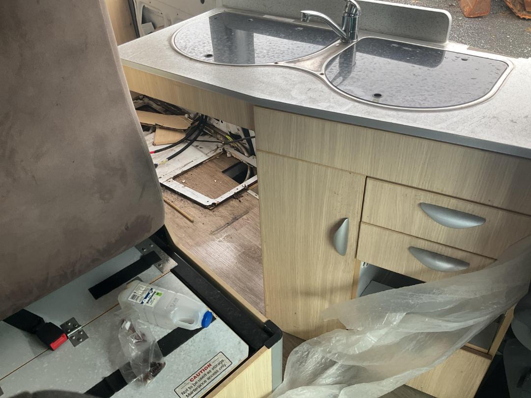 Photo '12' of Mercedes-Benz Sprinter 313 Motorhome Photo '12' of Mercedes-Benz Sprinter 313 Motorhome