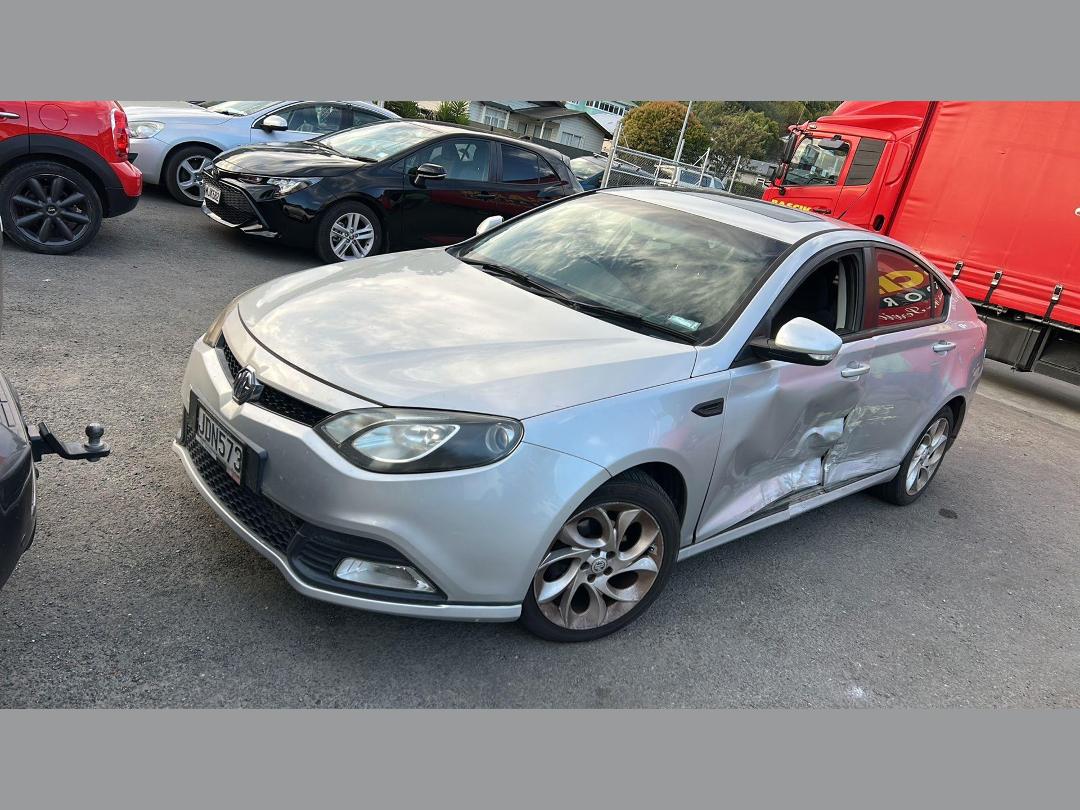 Photo '2' of MG 6 GT