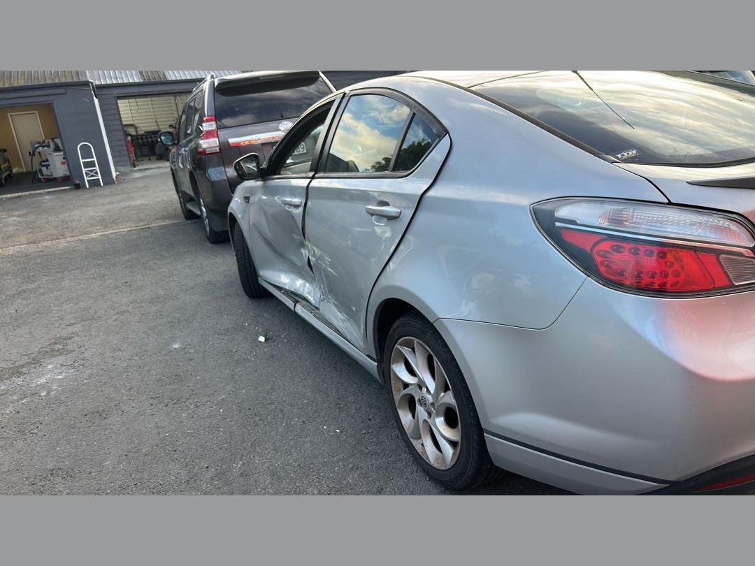 Photo '5' of MG 6 GT