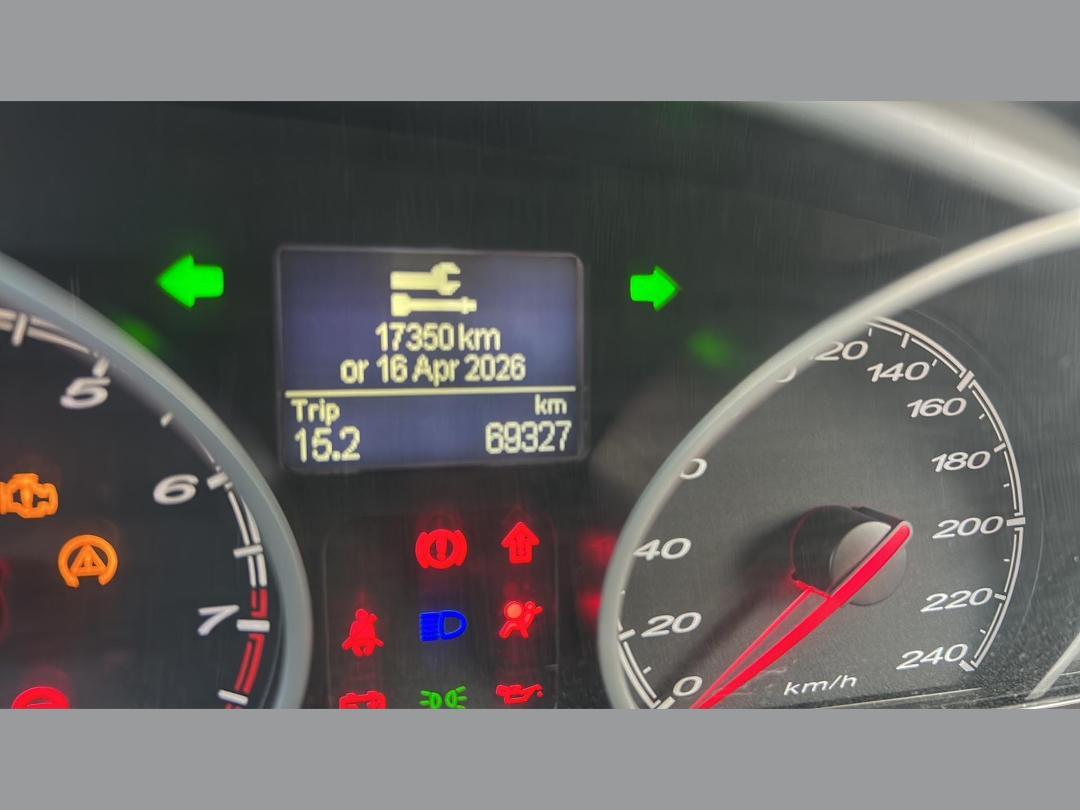 Photo '6' of MG 6 GT