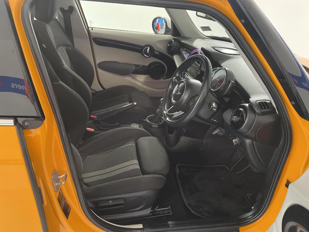 Photo '16' of Mini Cooper S Photo '16' of Mini Cooper S