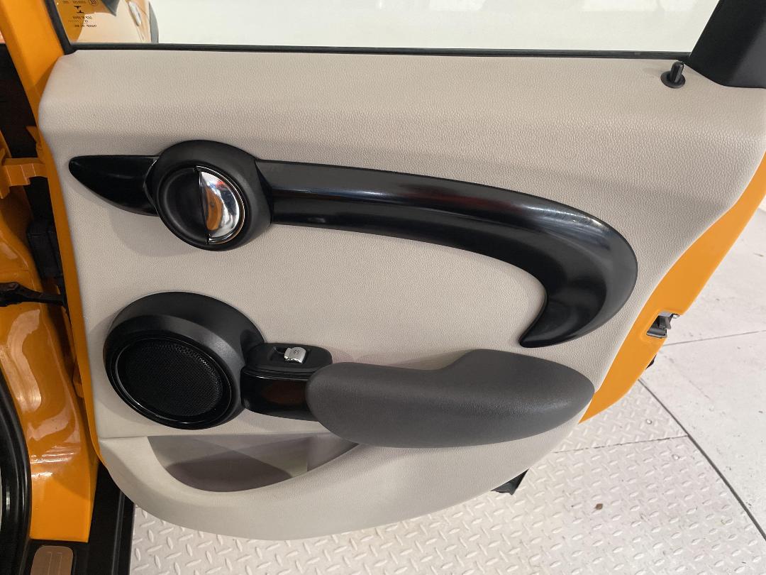 Photo '19' of Mini Cooper S Photo '19' of Mini Cooper S