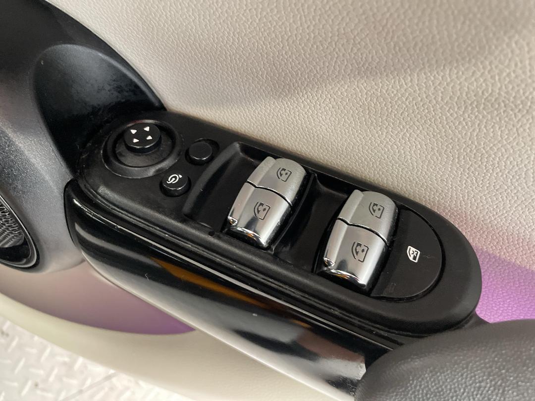 Photo '23' of Mini Cooper S Photo '23' of Mini Cooper S