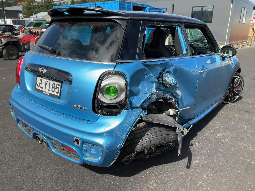 Photo '2' of Mini Hatch JCW