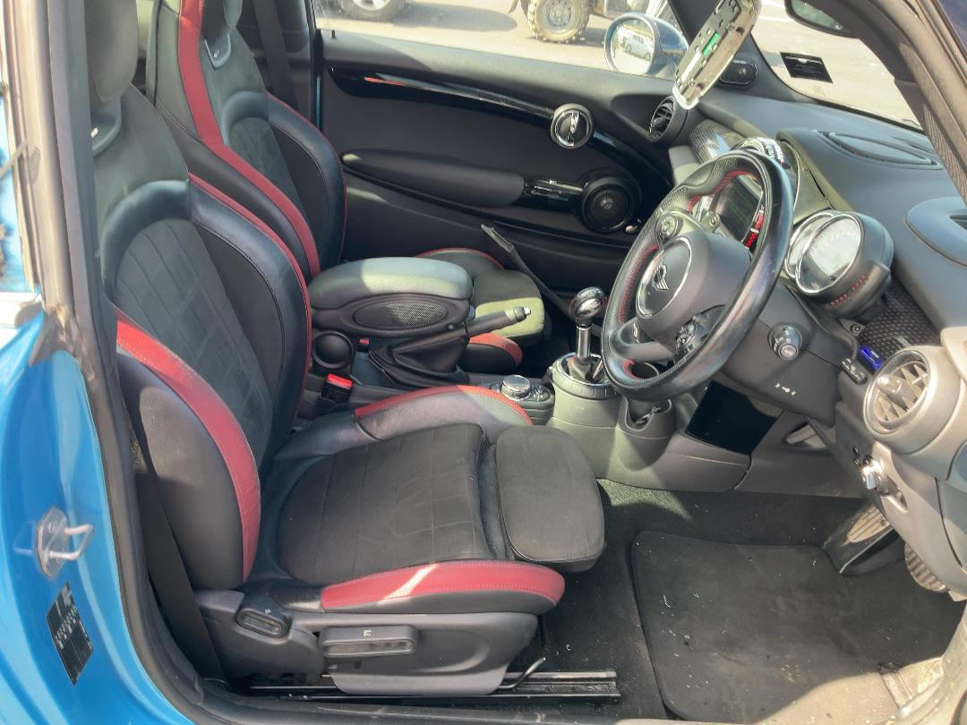 Photo '14' of Mini Hatch JCW