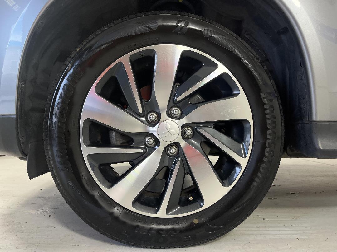 Photo '10' of Mitsubishi ASX