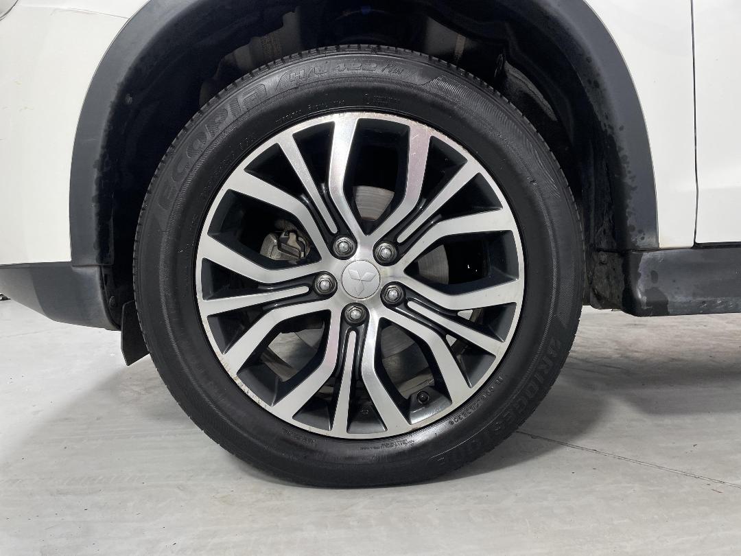 Photo '10' of Mitsubishi ASX