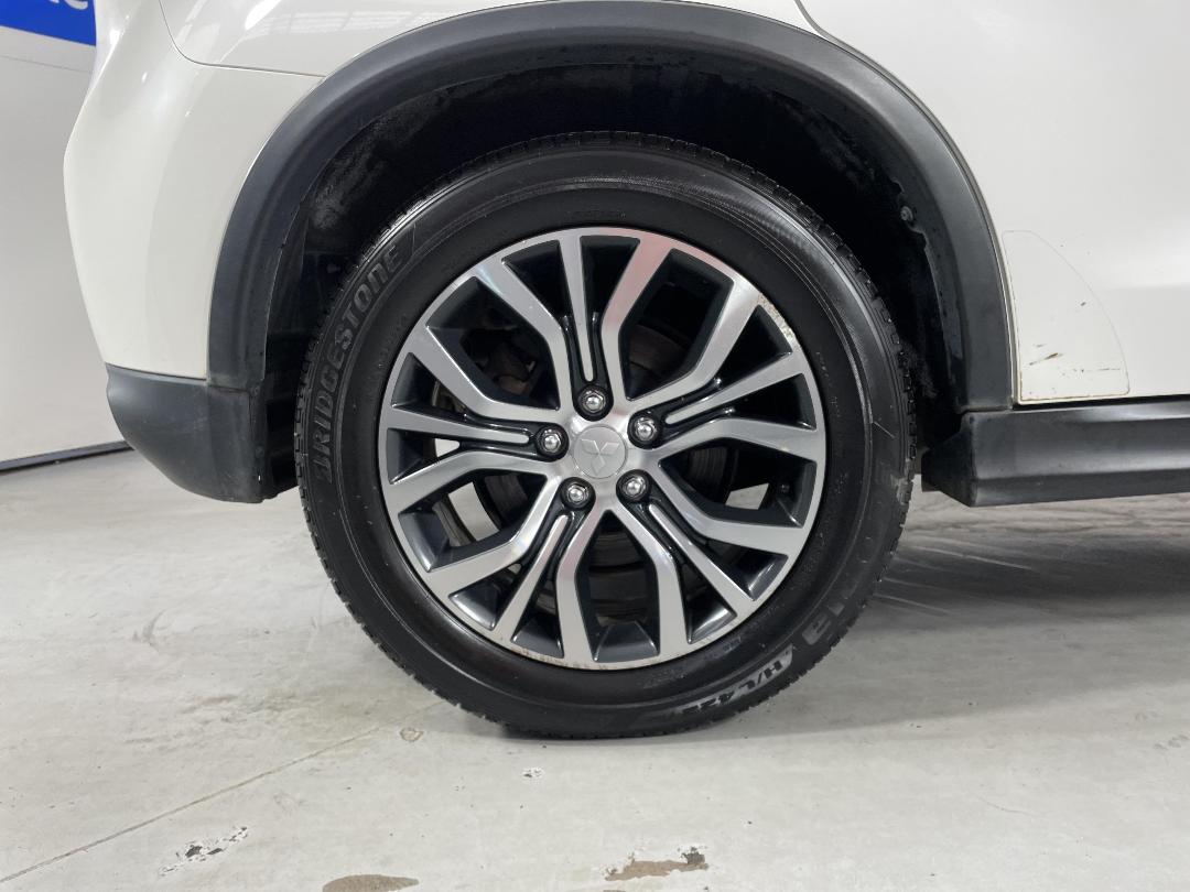 Photo '12' of Mitsubishi ASX