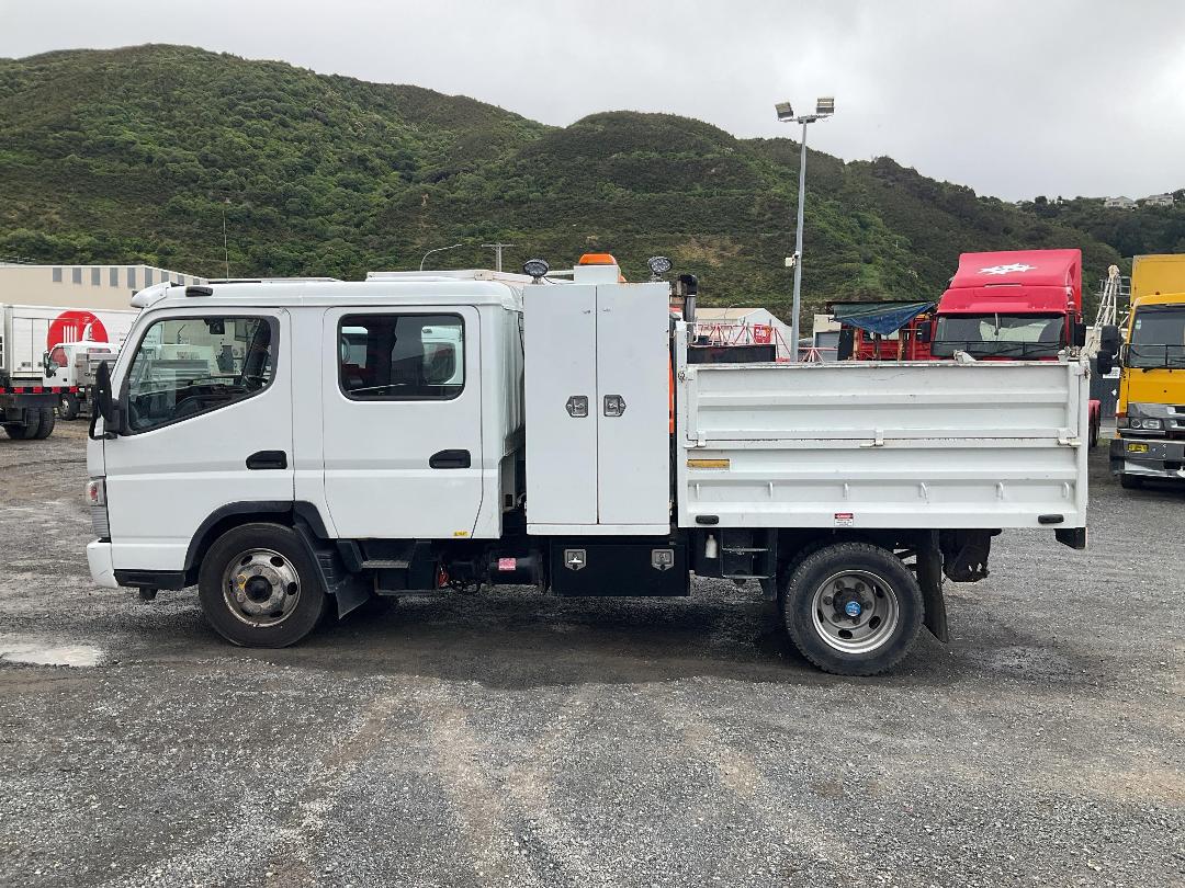 Photo '10' of Mitsubishi Canter FEW75E2 EURO 5 - 816 Double Cab - Tipper