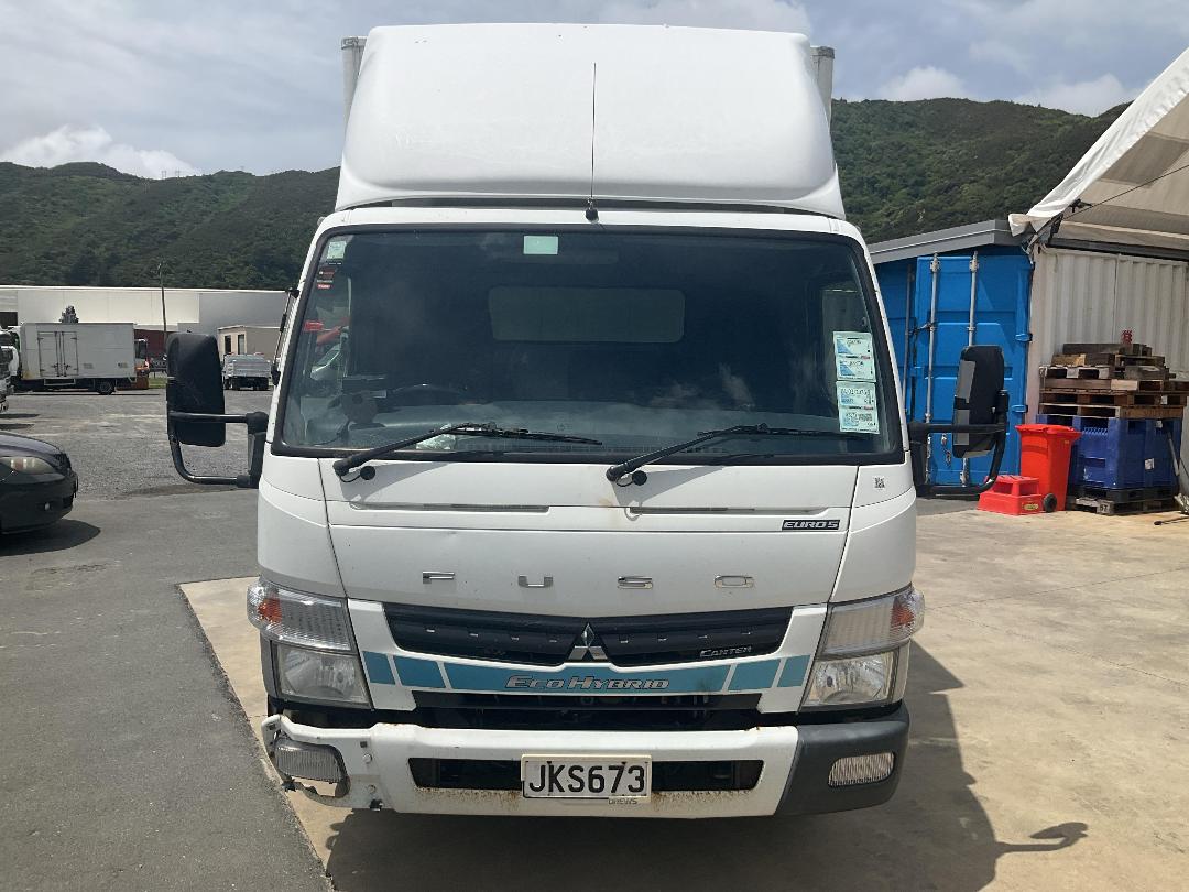 Photo '12' of Mitsubishi Canter HEV60E2 Box Body Photo '12' of Mitsubishi Canter HEV60E2 Box Body