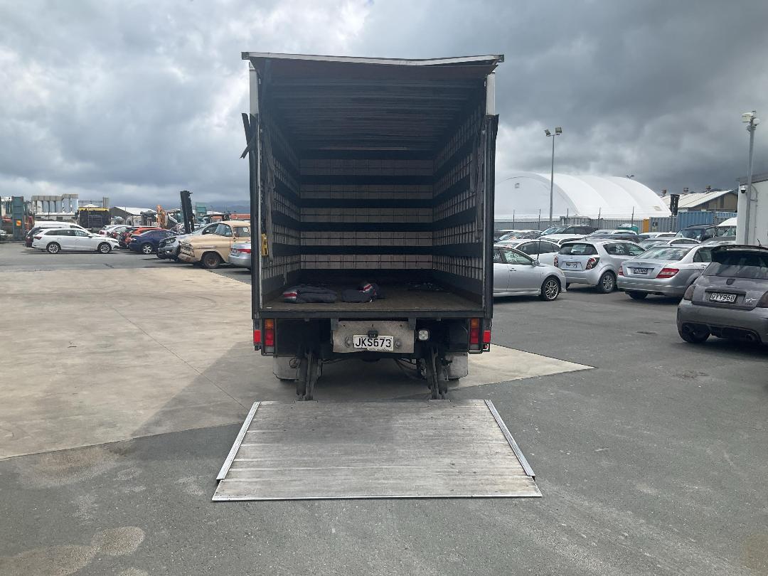 Photo '6' of Mitsubishi Canter HEV60E2 Box Body Photo '6' of Mitsubishi Canter HEV60E2 Box Body