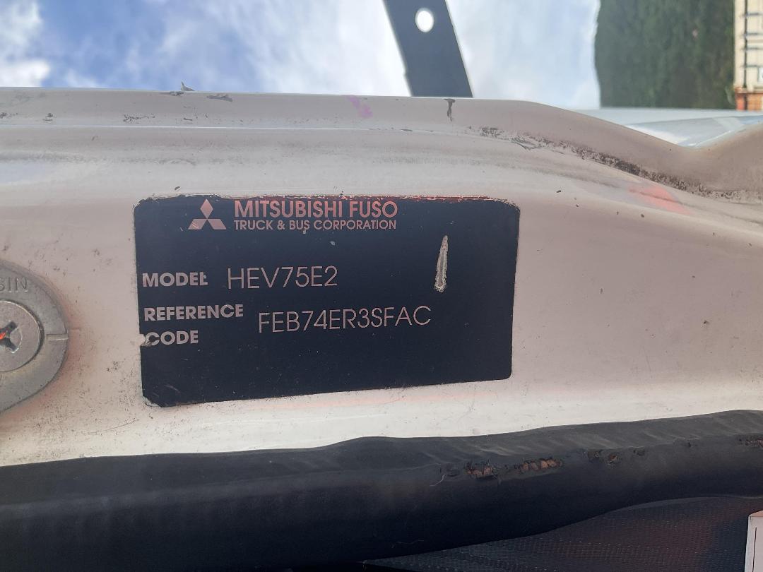 Photo '19' of Mitsubishi Canter HEV60E2 Box Body Photo '19' of Mitsubishi Canter HEV60E2 Box Body