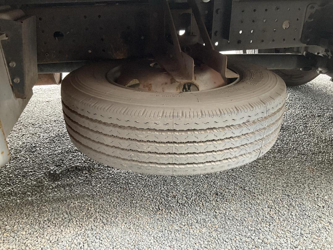 Photo '20' of Mitsubishi Fuso Canter HEV75G2 EURO5 HYBRID Curtainsider