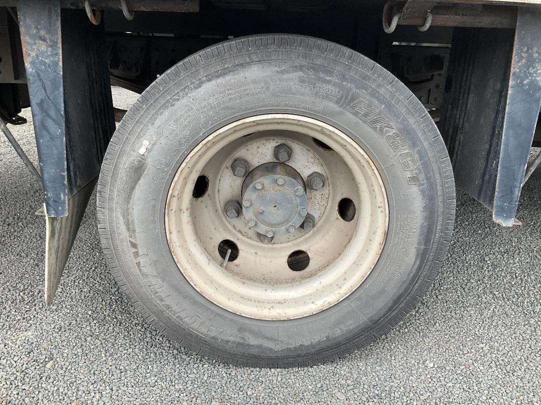 Photo '40' of Mitsubishi Fuso Canter HEV75G2 EURO5 HYBRID Curtainsider