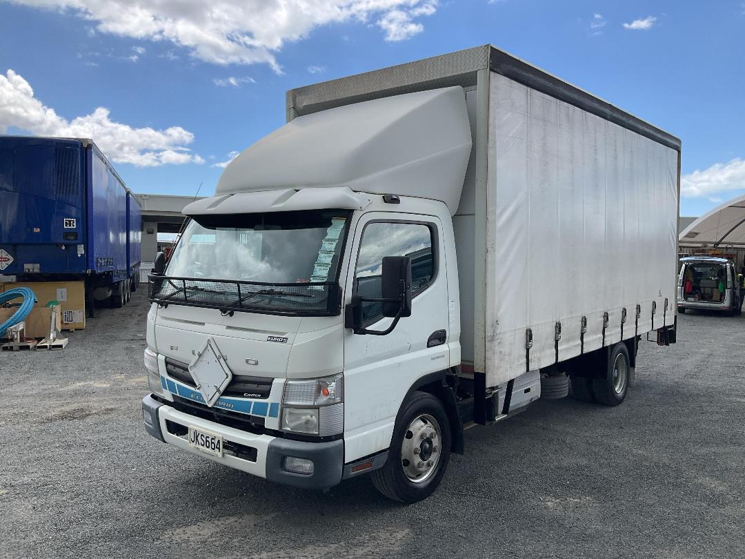 Photo '9' of Mitsubishi Fuso Canter HEV75G2 EURO5 HYBRID Curtainsider