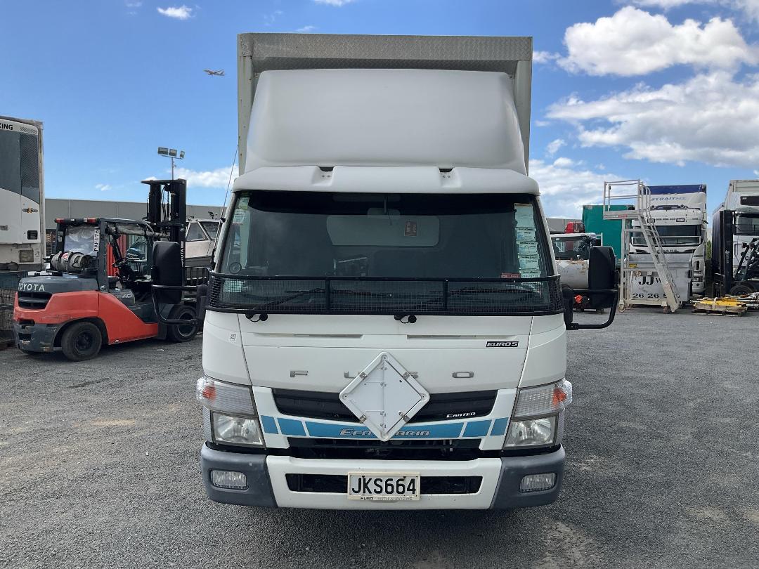 Photo '10' of Mitsubishi Fuso Canter HEV75G2 EURO5 HYBRID Curtainsider