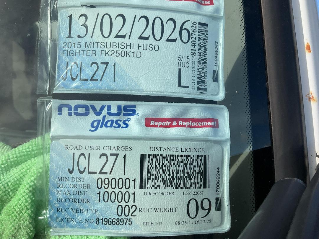 Photo '33' of Mitsubishi Fuso Fighter FK250K1D Box Body Photo '33' of Mitsubishi Fuso Fighter FK250K1D Box Body