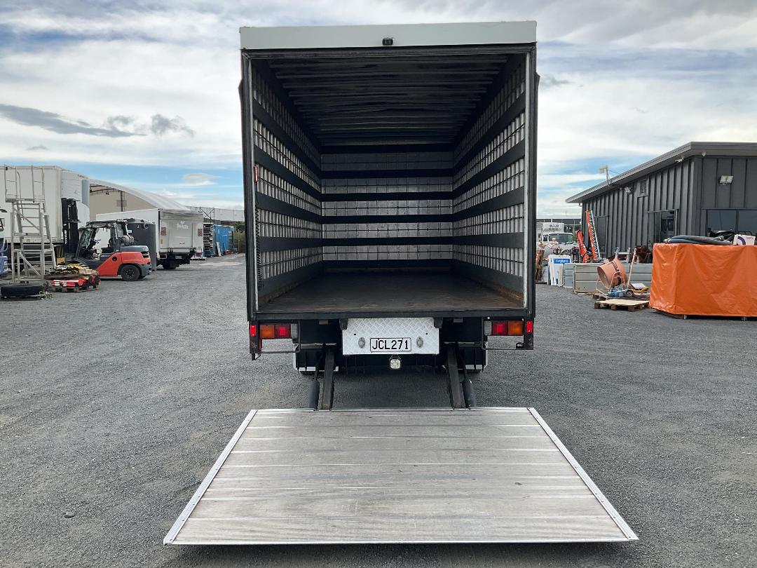 Photo '25' of Mitsubishi Fuso Fighter FK250K1D Box Body Photo '25' of Mitsubishi Fuso Fighter FK250K1D Box Body