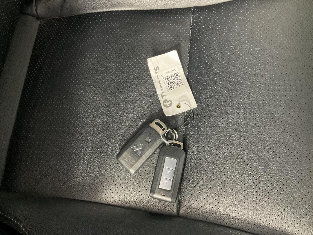 Photo '22' of Mitsubishi Lancer