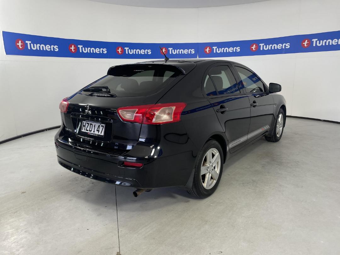 Photo '7' of Mitsubishi Lancer