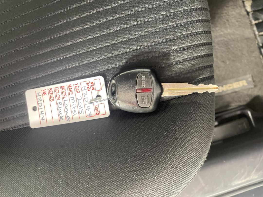 Photo '22' of Mitsubishi Lancer