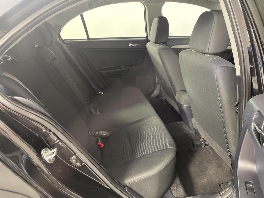 Photo '20' of Mitsubishi Lancer