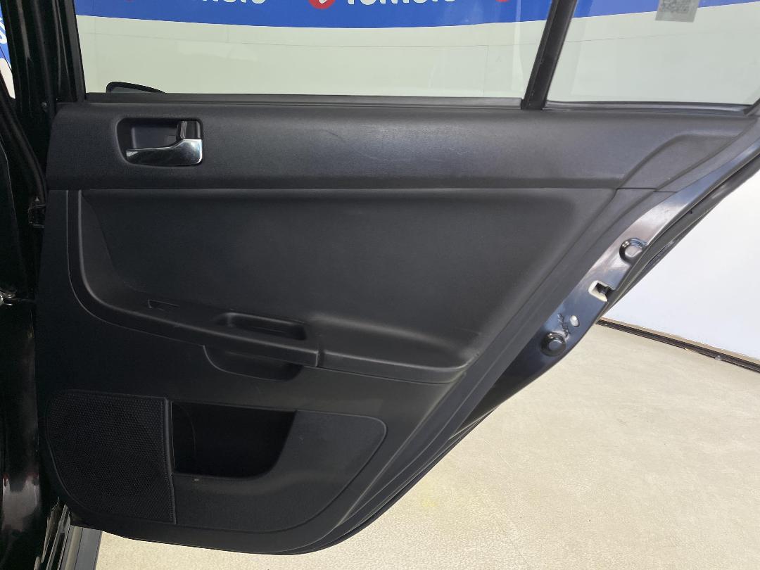 Photo '19' of Mitsubishi Lancer