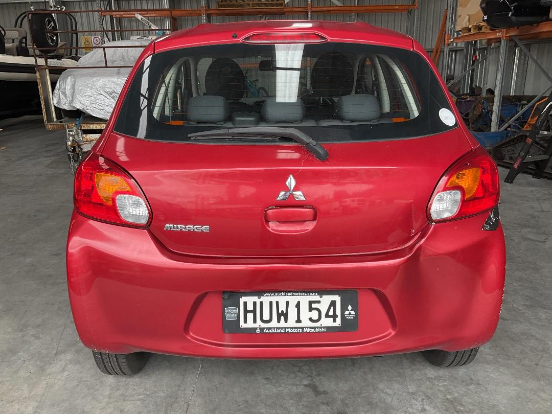 Photo '7' of Mitsubishi Mirage LS Photo '7' of Mitsubishi Mirage LS