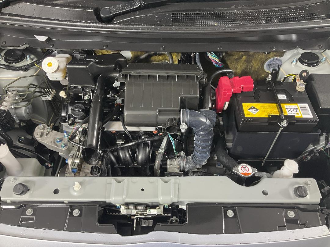 Photo '13' of Mitsubishi Mirage