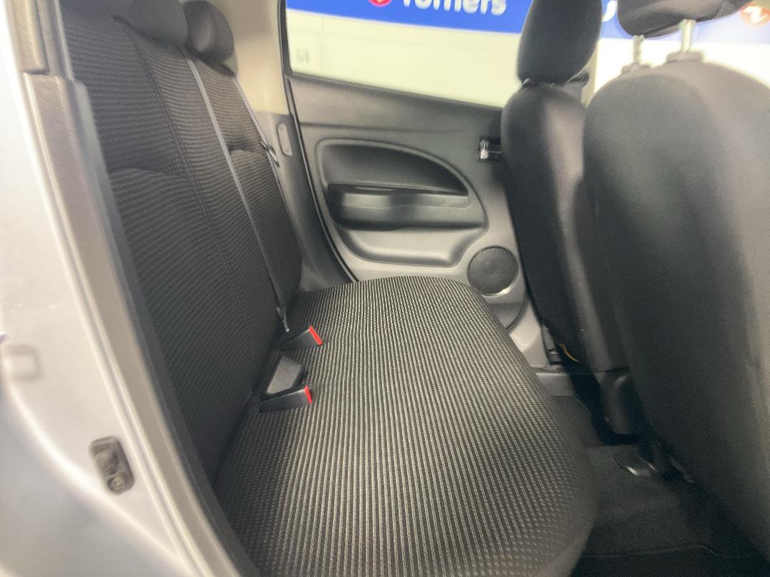 Photo '20' of Mitsubishi Mirage