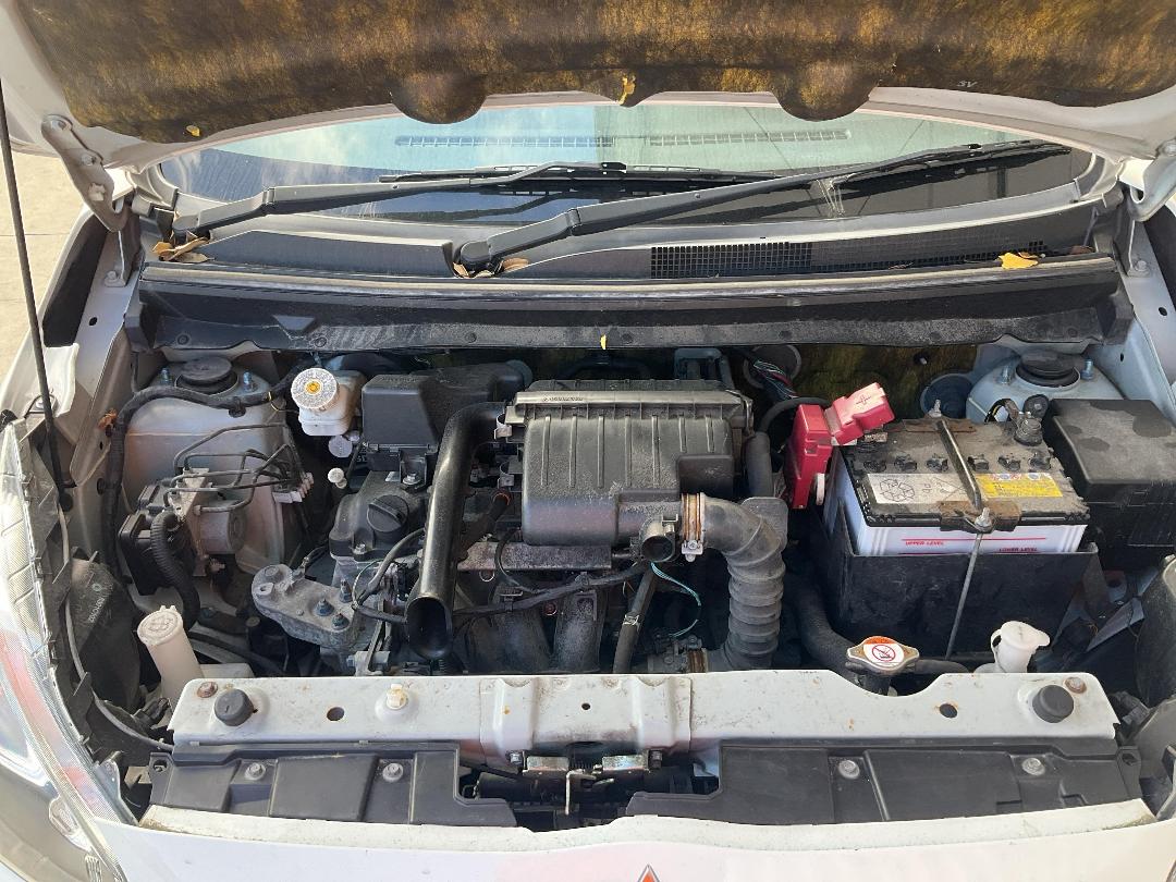 Photo '9' of Mitsubishi Mirage XLS Photo '9' of Mitsubishi Mirage XLS