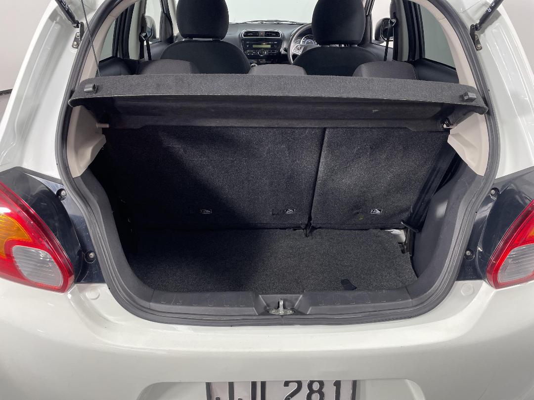 Photo '14' of Mitsubishi Mirage Photo '14' of Mitsubishi Mirage