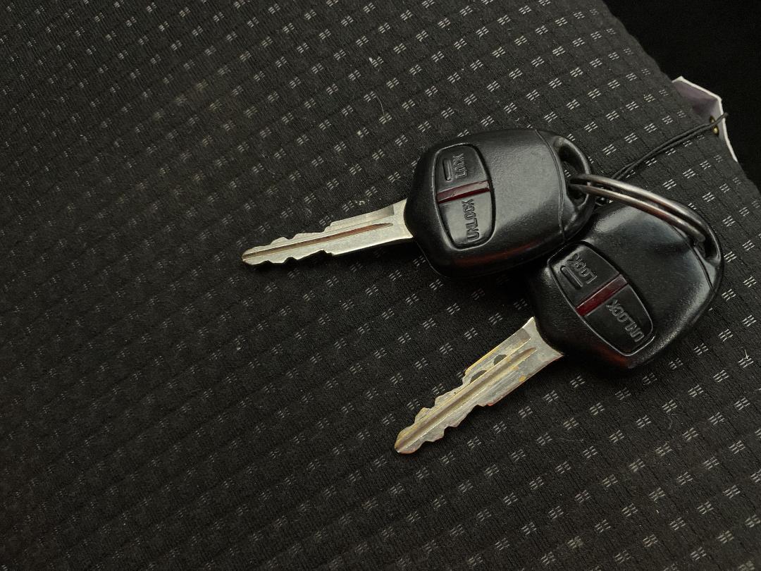 Photo '22' of Mitsubishi Mirage Photo '22' of Mitsubishi Mirage