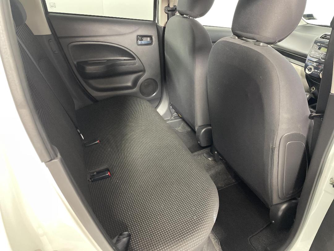 Photo '20' of Mitsubishi Mirage Photo '20' of Mitsubishi Mirage