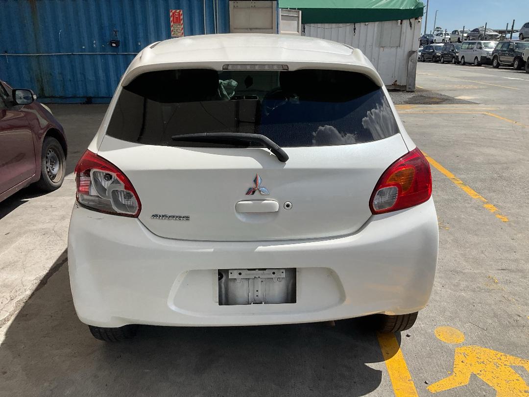 Photo '13' of Mitsubishi Mirage
