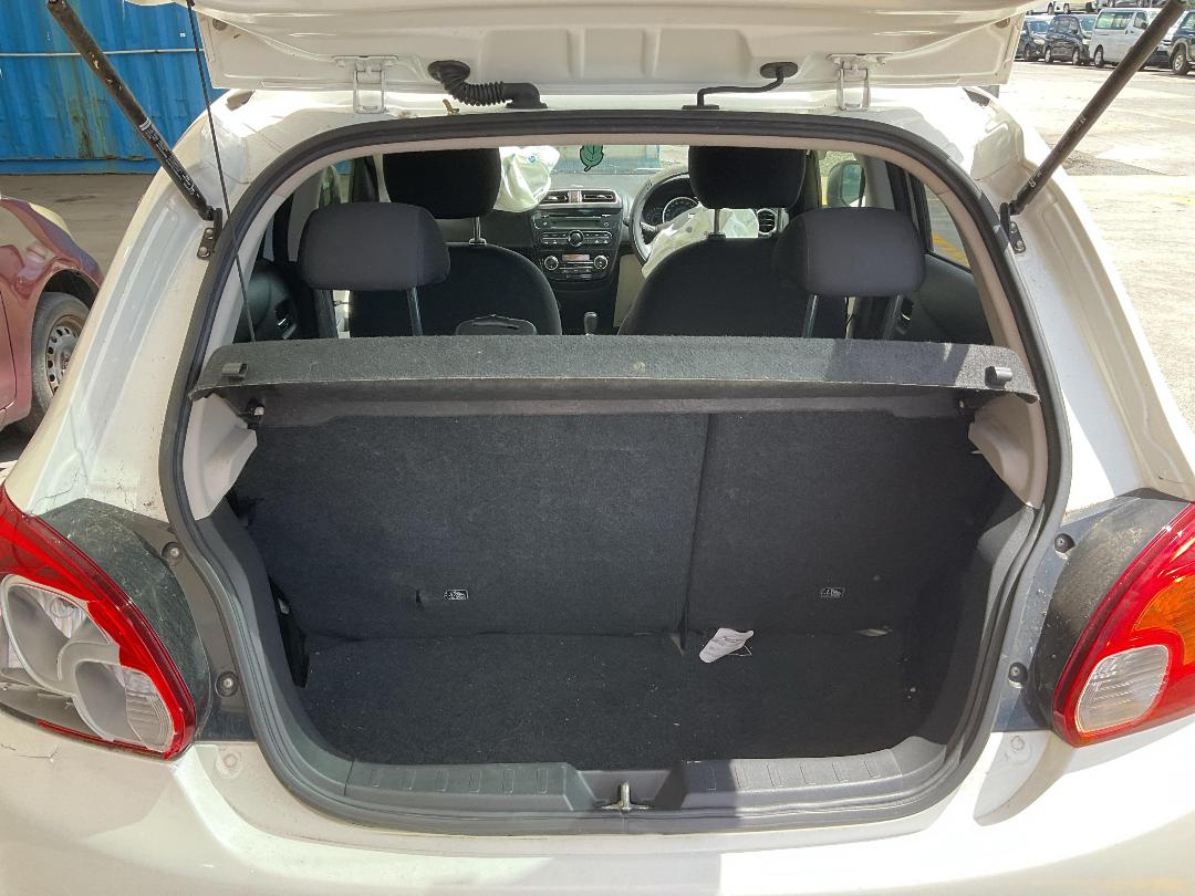 Photo '14' of Mitsubishi Mirage