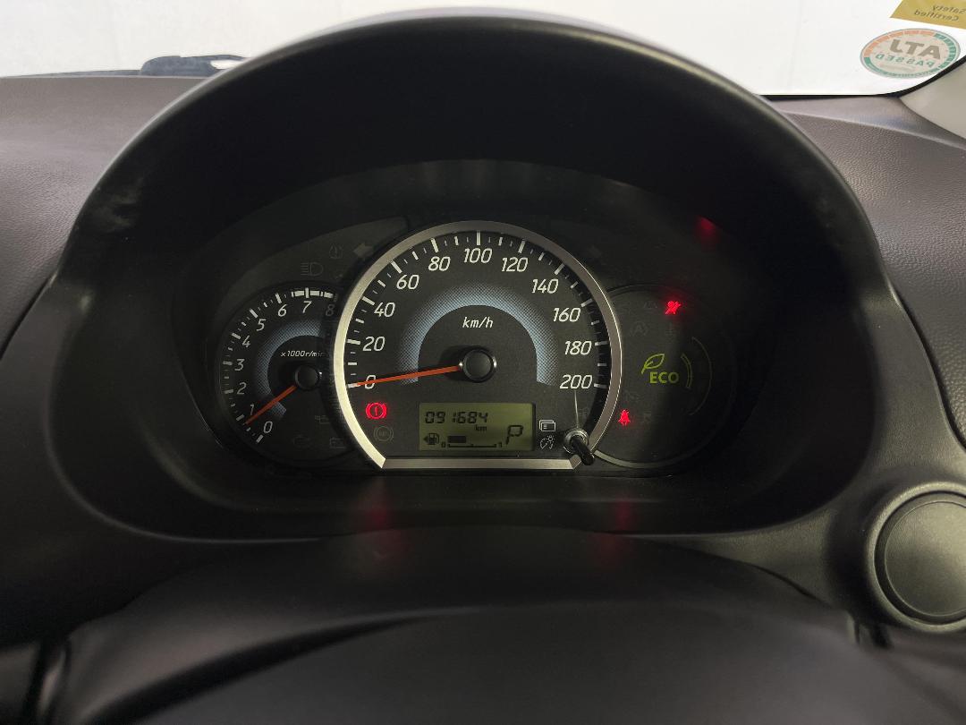 Photo '21' of Mitsubishi Mirage