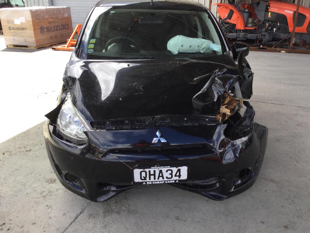 Photo '2' of Mitsubishi Mirage Photo '2' of Mitsubishi Mirage