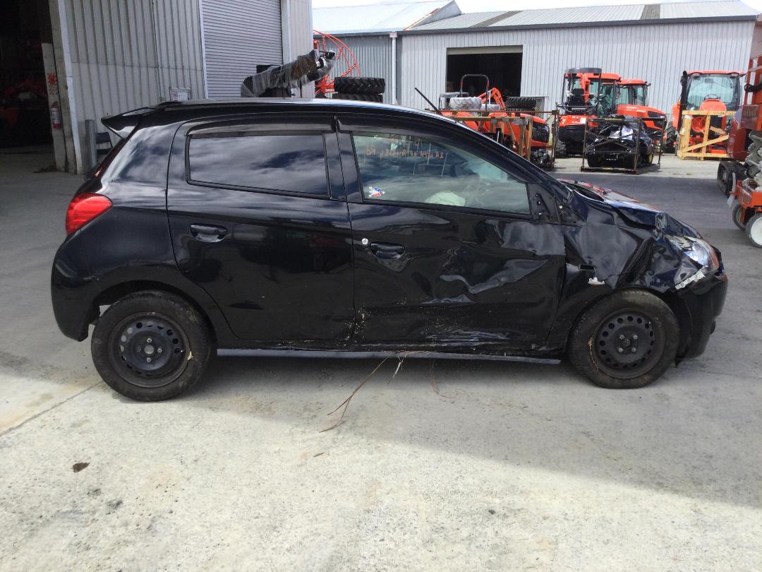 Photo '8' of Mitsubishi Mirage Photo '8' of Mitsubishi Mirage