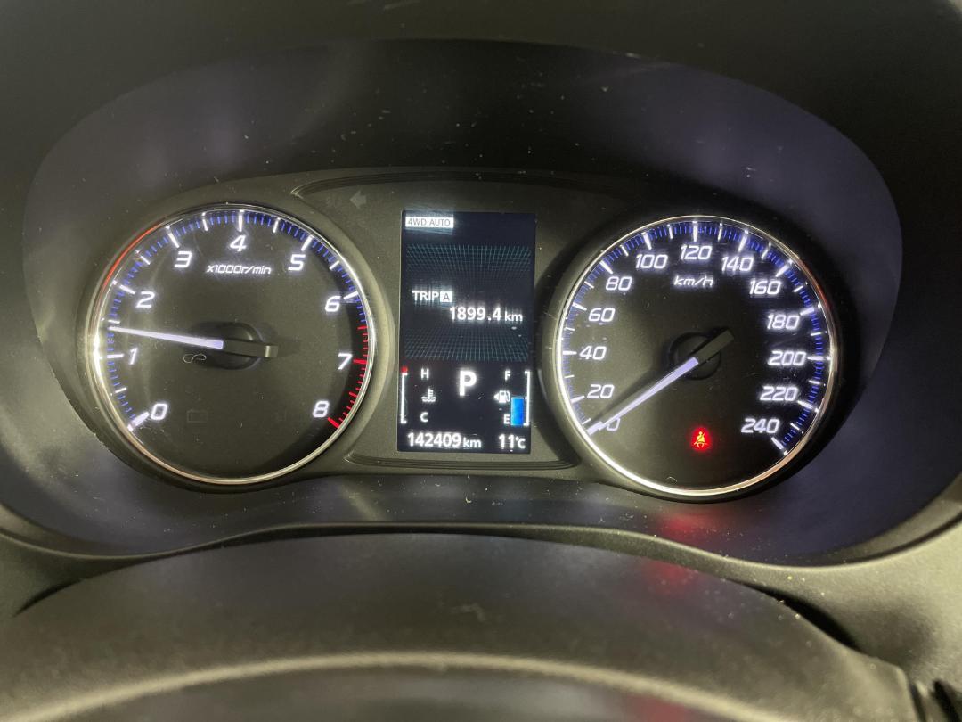 Photo '21' of Mitsubishi Outlander