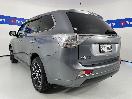 Thumbnail '5' of Mitsubishi Outlander