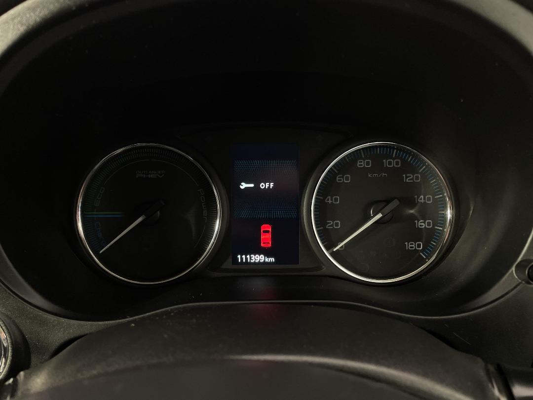 Photo '21' of Mitsubishi Outlander