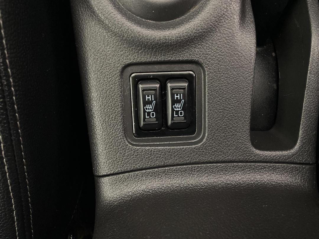 Photo '24' of Mitsubishi Outlander