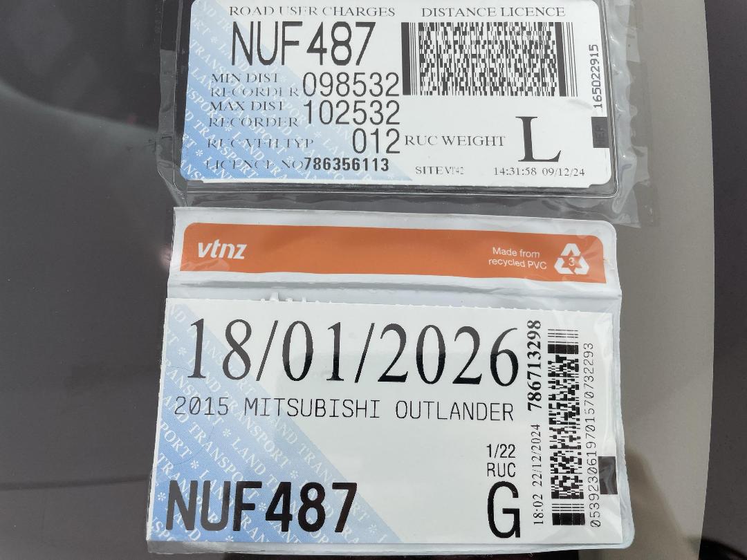 Photo '34' of Mitsubishi Outlander