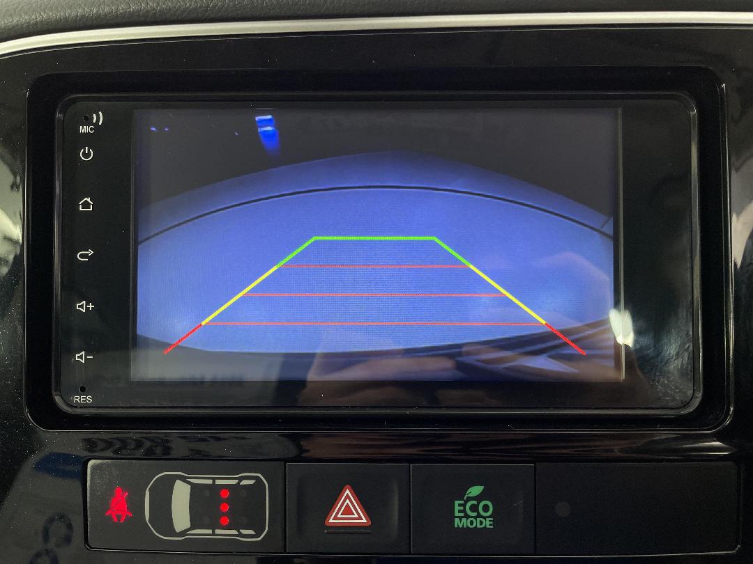 Photo '31' of Mitsubishi Outlander